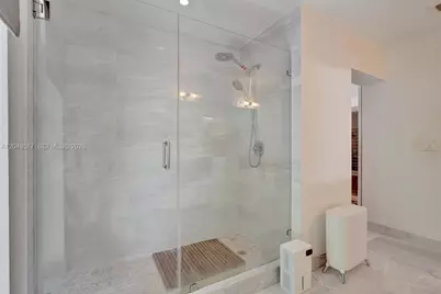 20475 NE 10th Place, Miami, FL 33179 - Photo 15
