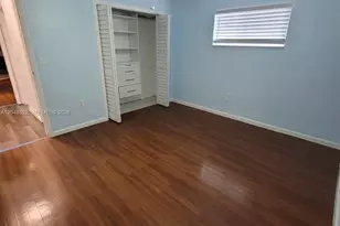 8461 NW 27th Pl, Sunrise, FL 33322 - Photo 11