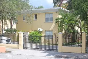 3395 Franklin Ave, Miami, FL 33133 - Photo 1