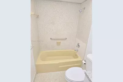 1225 NE 124th St #35B, North Miami, FL 33161 - Photo 9