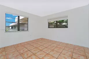 10525 SW 112th Ave, Miami, FL 33176 - Photo 17