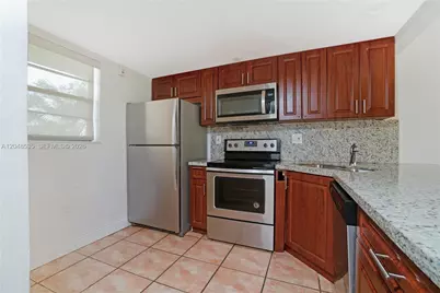 10525 SW 112th Ave #309, Miami, FL 33176 - Photo 3