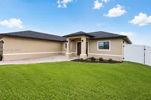 2208 NW 42nd Pl, Cape Coral, FL 33993 - Photo 3