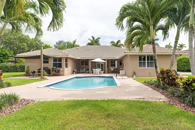 8298 SW 173rd Ter, Palmetto Bay, FL 33157 - Photo 5