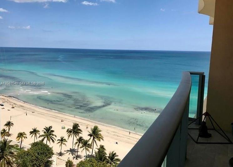 2501 S Ocean Dr #PH05 - 2501 S Ocean Dr #PH05, Hollywood, FL 33019 Luxury Property | Jose Angel Pina