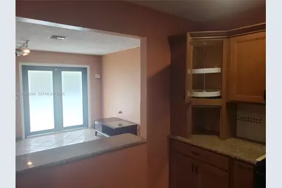 510 SW 70th Ave, Pembroke Pines, FL 33023 - Photo 33
