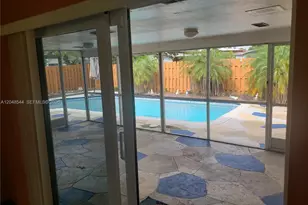 510 SW 70th Ave, Pembroke Pines, FL 33023 - Photo 59