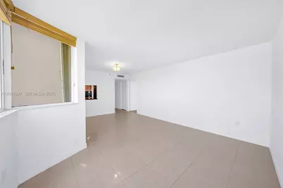 2400 SW 3rd Ave #706, Miami, FL 33129 - Photo 9