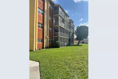 3610 NW 21st St #311, Lauderdale Lakes, FL 33311 - Photo 9