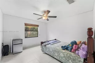 10623 NW 7th Pl, Coral Springs, FL 33071 - Photo 19