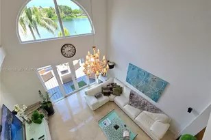 783 NE 195th St, Miami, FL 33179 - Photo 7