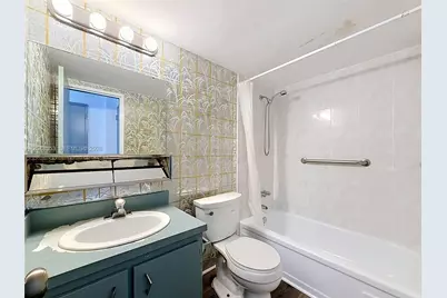 1228 West Ave #208, Miami Beach, FL 33139 - Photo 11