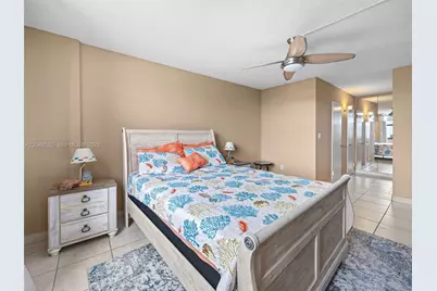 322 SE Buchanan St #703, Hollywood, FL 33019 - Photo 13