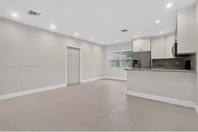 12800 NE 11th Ave #3, North Miami, FL 33161 - Photo 7