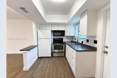 117 NE 30th Ct #2, Wilton Manors, FL 33334 - Photo 7