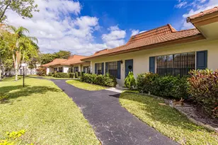 7032 SW 23rd St, Davie, FL 33317 - Photo 31
