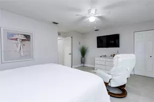7032 SW 23rd St, Davie, FL 33317 - Photo 15