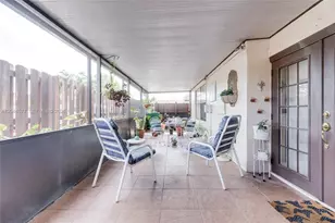 7032 SW 23rd St, Davie, FL 33317 - Photo 27