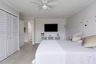 7032 SW 23rd St, Davie, FL 33317 - Photo 23