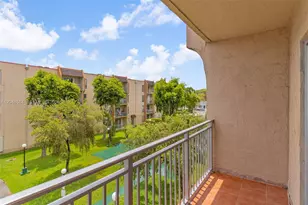 4715 NW 7th St, Miami, FL 33126 - Photo 19