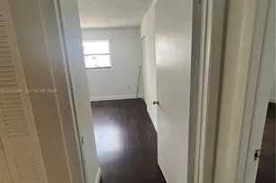 8145 NW 7th St, Miami, FL 33126 - Photo 5