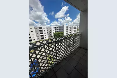 8145 NW 7th St #405, Miami, FL 33126 - Photo 15
