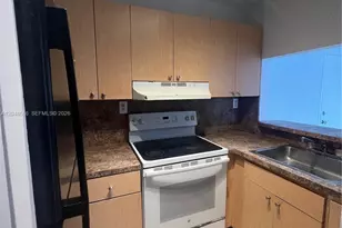 8145 NW 7th St, Miami, FL 33126 - Photo 3