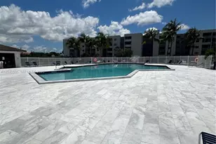8145 NW 7th St, Miami, FL 33126 - Photo 17