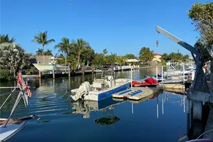 2185 NE 123rd St, North Miami, FL 33181 - Photo 7