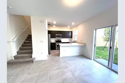 1864 SE 27th Rd, Homestead, FL 33035 - Photo 15