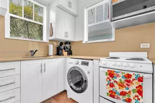 935 Meridian Ave, Miami Beach, FL 33139 - Photo 9