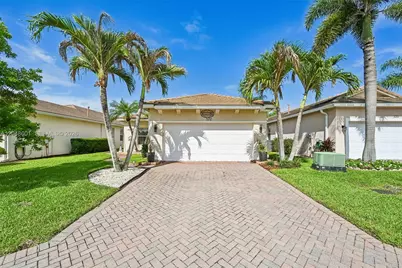 322 SW Tomoka Springs Dr, Port Saint Lucie, FL 34986 - Photo 1