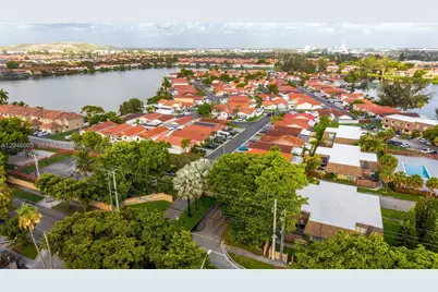 2610 W 65th St #2610, Hialeah, FL 33016 - Photo 19