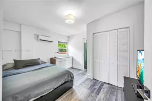 250 NW 40th Ave, Miami, FL 33126 - Photo 43