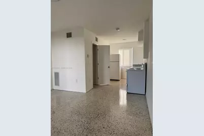 680 NE 88th Ter #2, Miami, FL 33138 - Photo 5