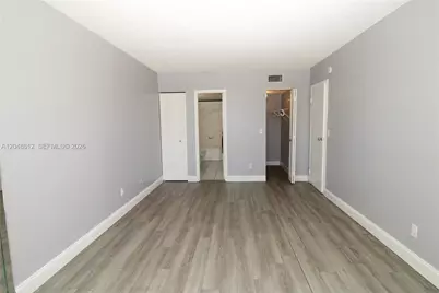13499 Biscayne Blvd #412, North Miami, FL 33181 - Photo 7