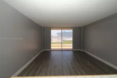 13499 Biscayne Blvd #412, North Miami, FL 33181 - Photo 3