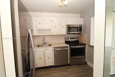 13499 Biscayne Blvd #412, North Miami, FL 33181 - Photo 5