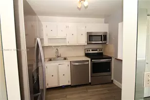 13499 Biscayne Blvd, North Miami, FL 33181 - Photo 5
