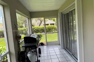 2225 SE 5th Pl, Homestead, FL 33033 - Photo 9