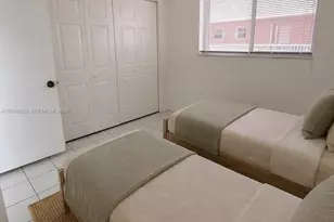 600 NW 32nd Pl, Miami, FL 33125 - Photo 5