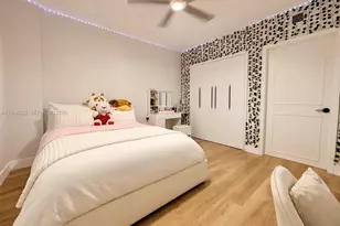 15051 Royal Oaks Ln, North Miami, FL 33181 - Photo 25