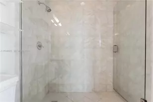 50 South Pointe Dr, Miami Beach, FL 33139 - Photo 41