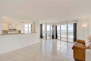 4000 Towerside Terrace, Miami, FL 33138 - Photo 3