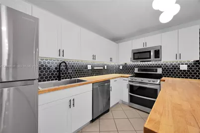 2734 Bird Ave #301, Miami, FL 33133 - Photo 3