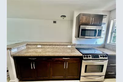 1540 SW 5th Pl #4, Fort Lauderdale, FL 33312 - Photo 9