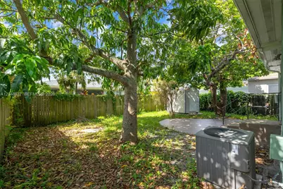 1754 NW 56th St, Miami, FL 33142 - Photo 29