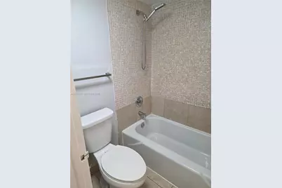 4222 Inverrary Blvd #4212, Lauderhill, FL 33319 - Photo 9