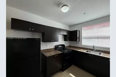 529 NE 62nd St #203, Miami, FL 33138 - Photo 5
