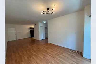 529 NE 62nd St #203, Miami, FL 33138 - Photo 5
